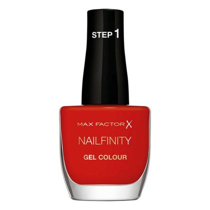 Nagellack Nailfinity Max Factor 420-Spotlight auf sie