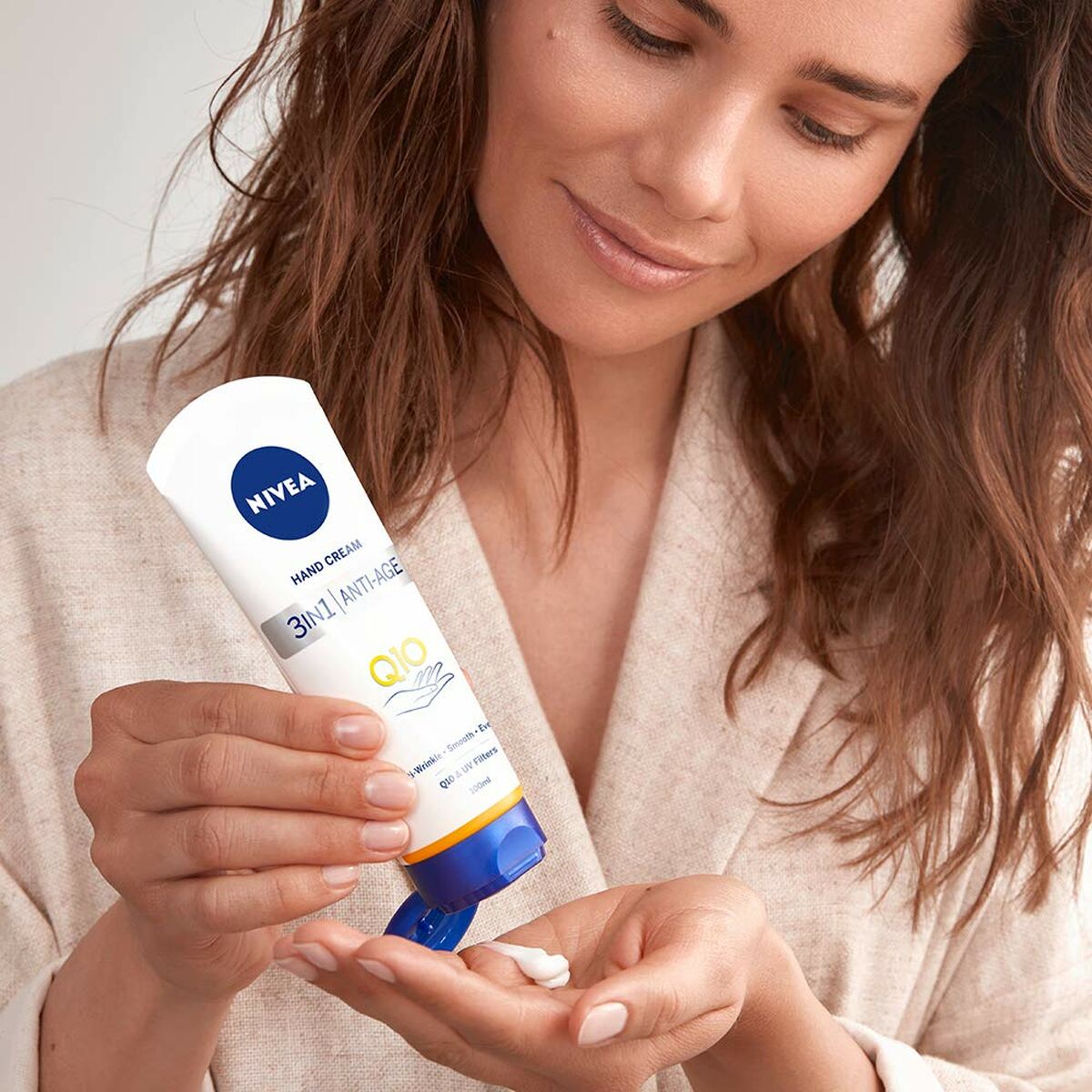 Crema de maini anti-imbatranire Nivea Q10 3-in-1 100 ml-3
