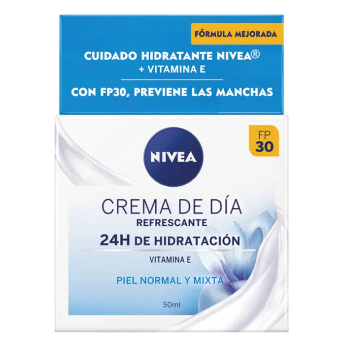 Nivea Cura di giorno idratante Spf30 pelle Normal E Mista 50 ml