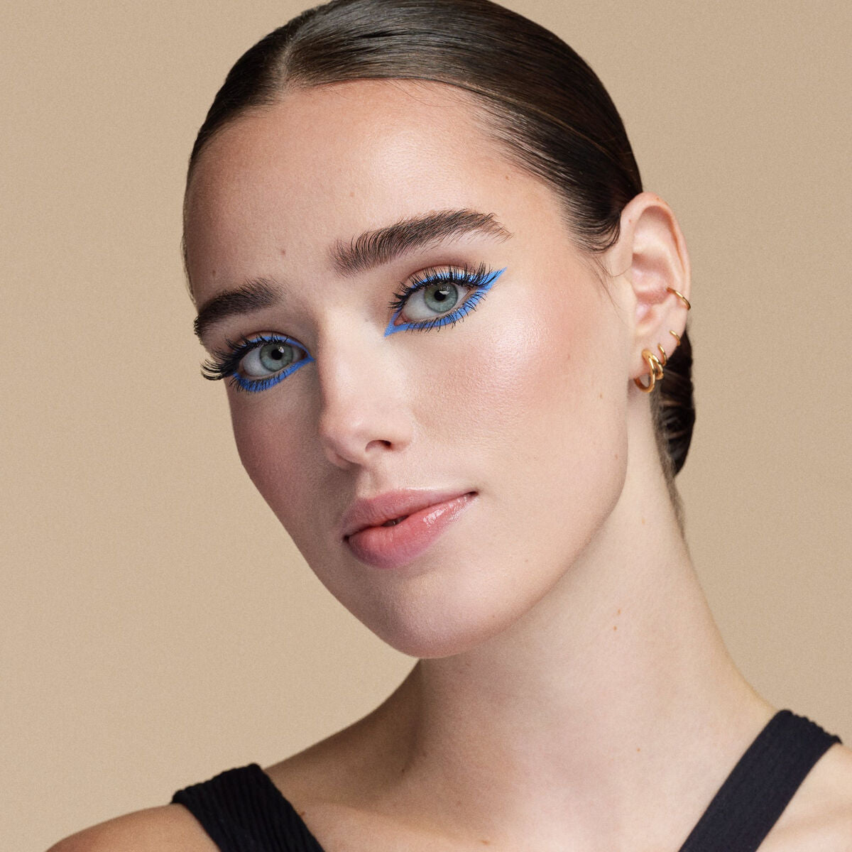פליסיק ליפּנשטיפט Catrice Plump It Up Nº 010 Poppin שאַמפּאַניער 3,5 מל-4