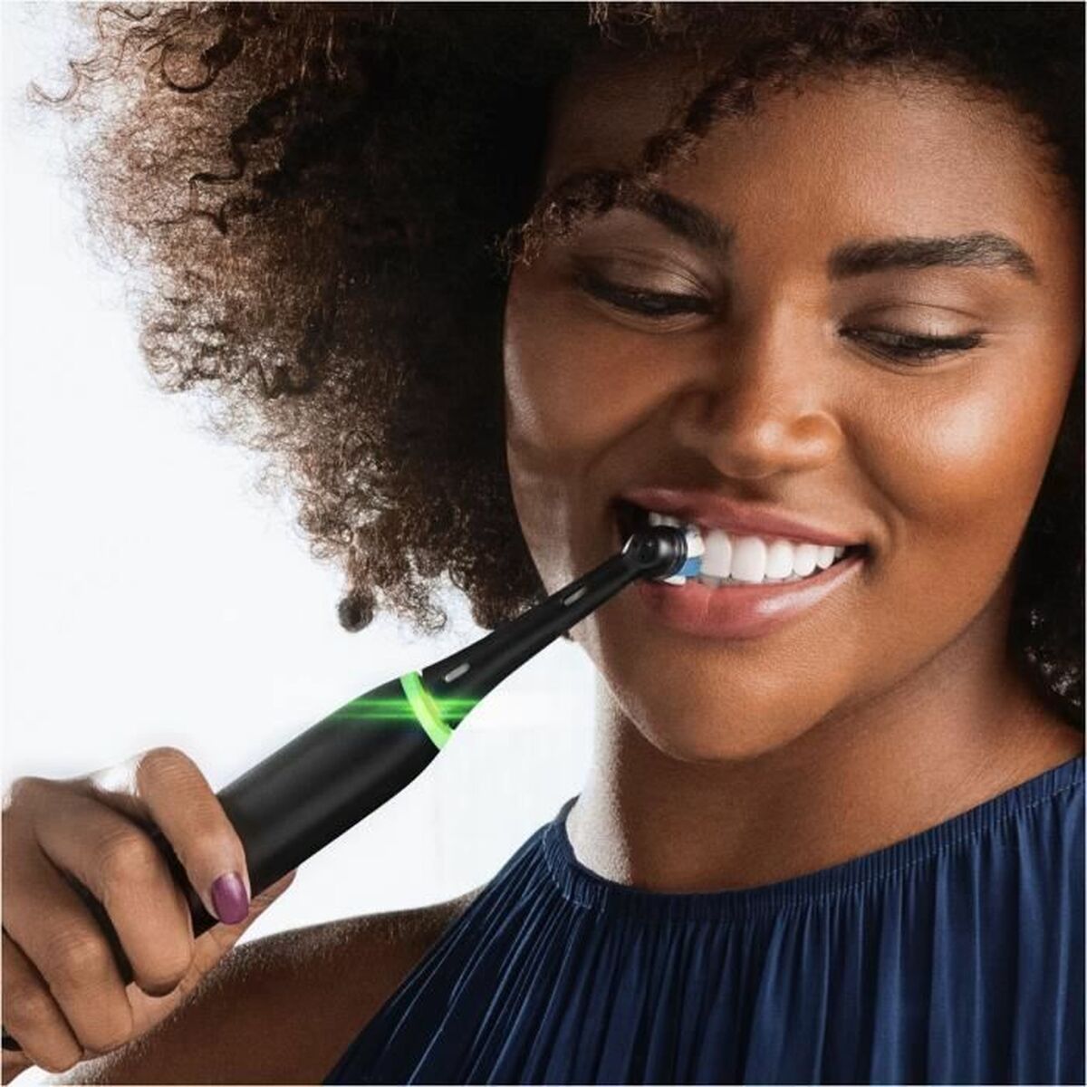 Cepillo de Dientes Eléctrico Oral-B iO5-1