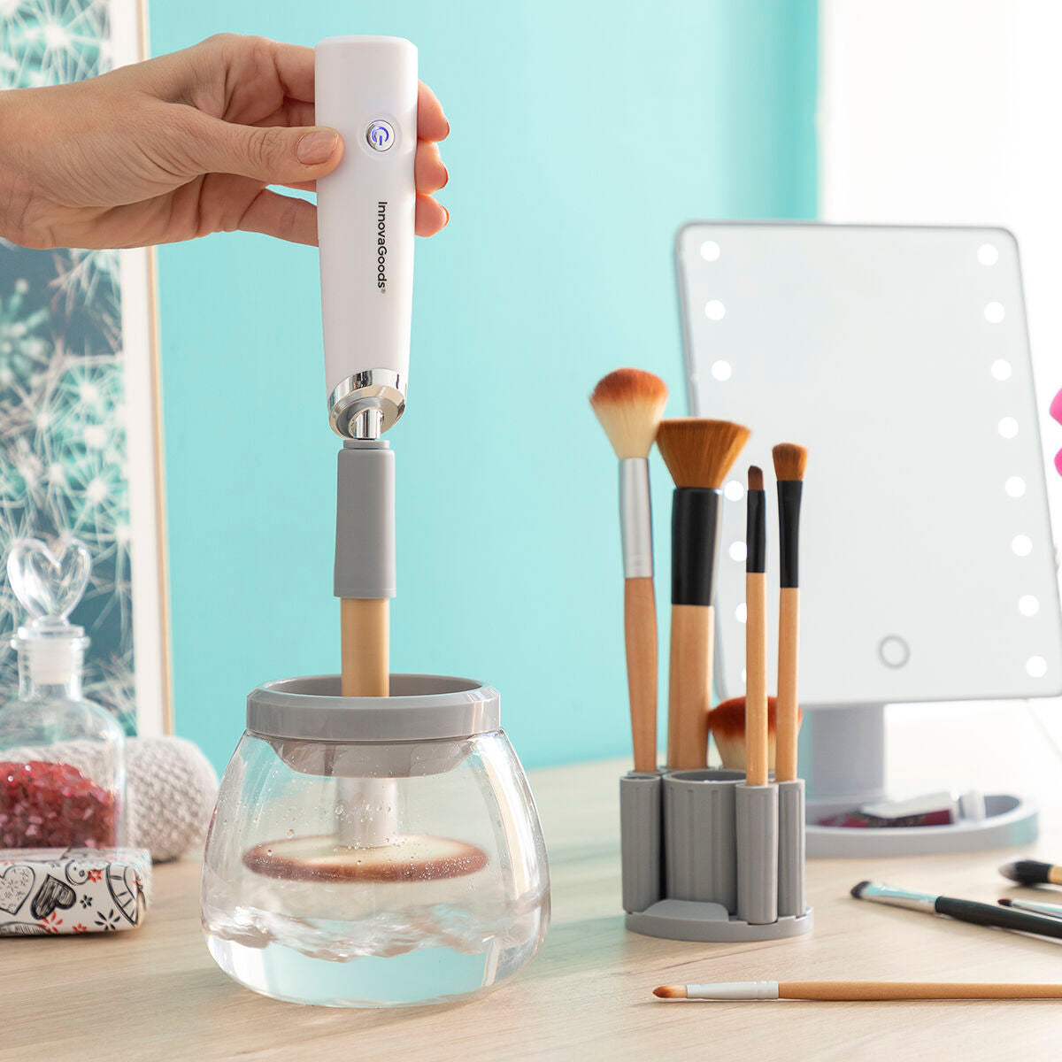 Pulitore e asciuga pennelli da trucco automatico Maklin InnovaGoods-0