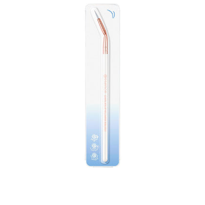 ANGLED EYELINER pincel angulado para eyeliner 1 u