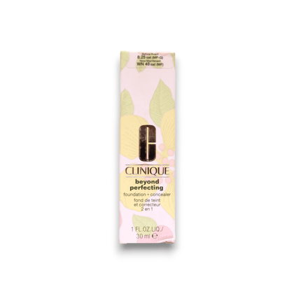Clinique, Beyond Perfecting, Senza parabeni, Finitura opaca, Fondotinta liquido & correttore 2-in-1, 48, Avena, 30 ml