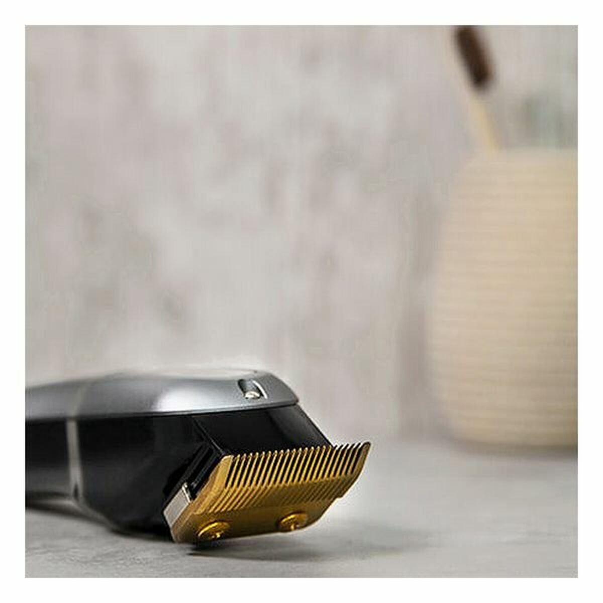 Hair Clippers Cecotec 2000 mAh - Cosmova