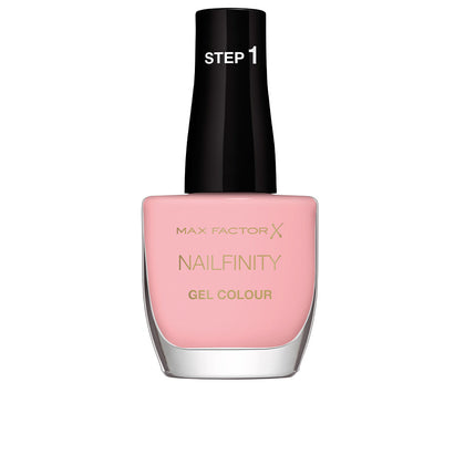 NAILFINITY #230-protagonista