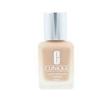 Liquid Make Up Base Clinique Superbalanced (30 ml) - Cosmova